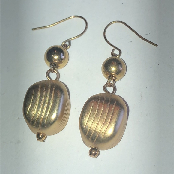 Vintage Jewelry - Gold Tone Dangling Ball Drop Beaded Boho Pierced Earrings